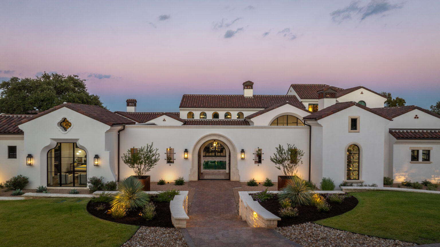 Villa Roble | Spanish Mission Estate Design by MMD
